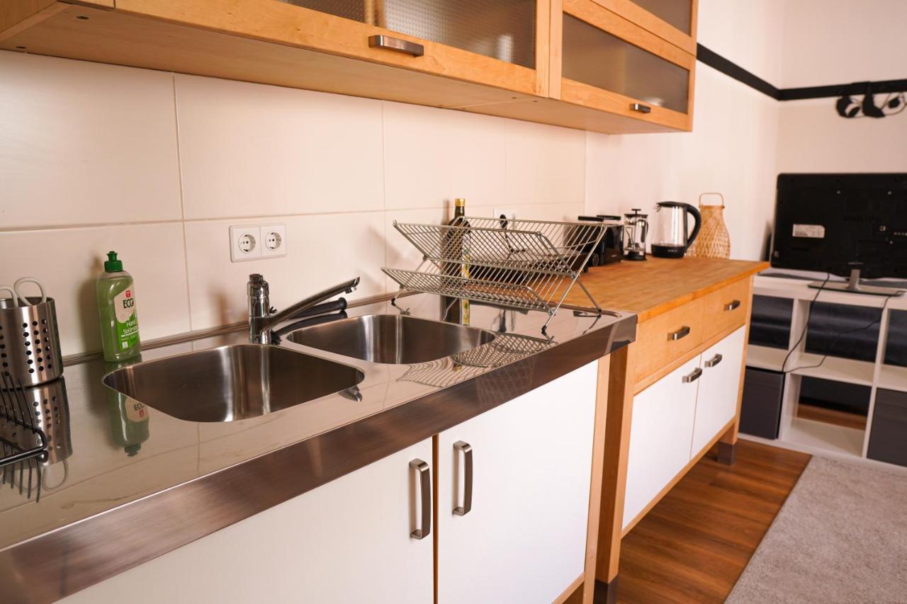 Fullhouse - Halle - T28 - Panda Apartment Bagian luar foto