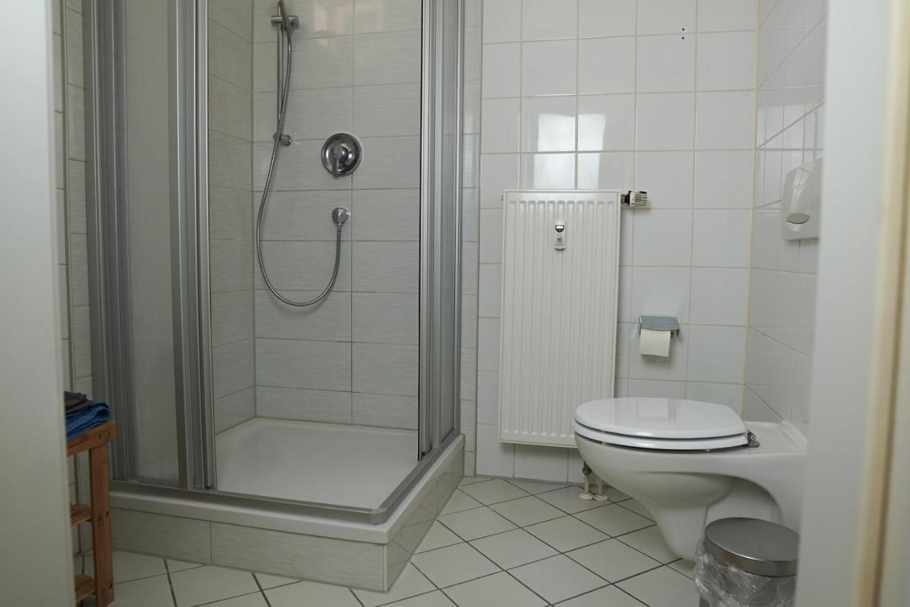 Fullhouse - Halle - T28 - Panda Apartment Bagian luar foto